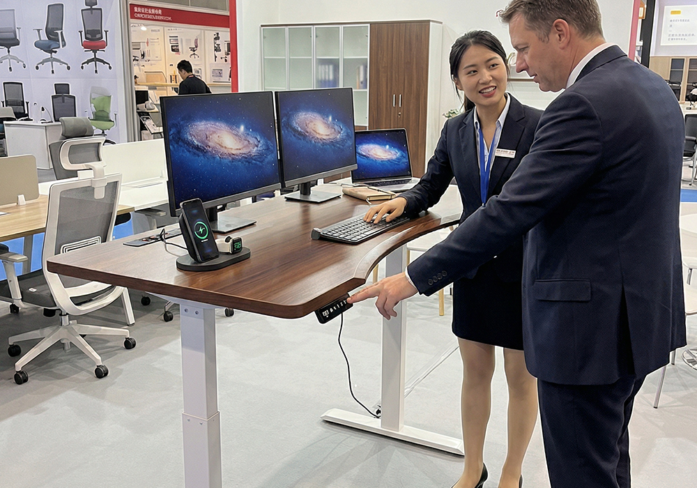 橡胶木实木升降桌